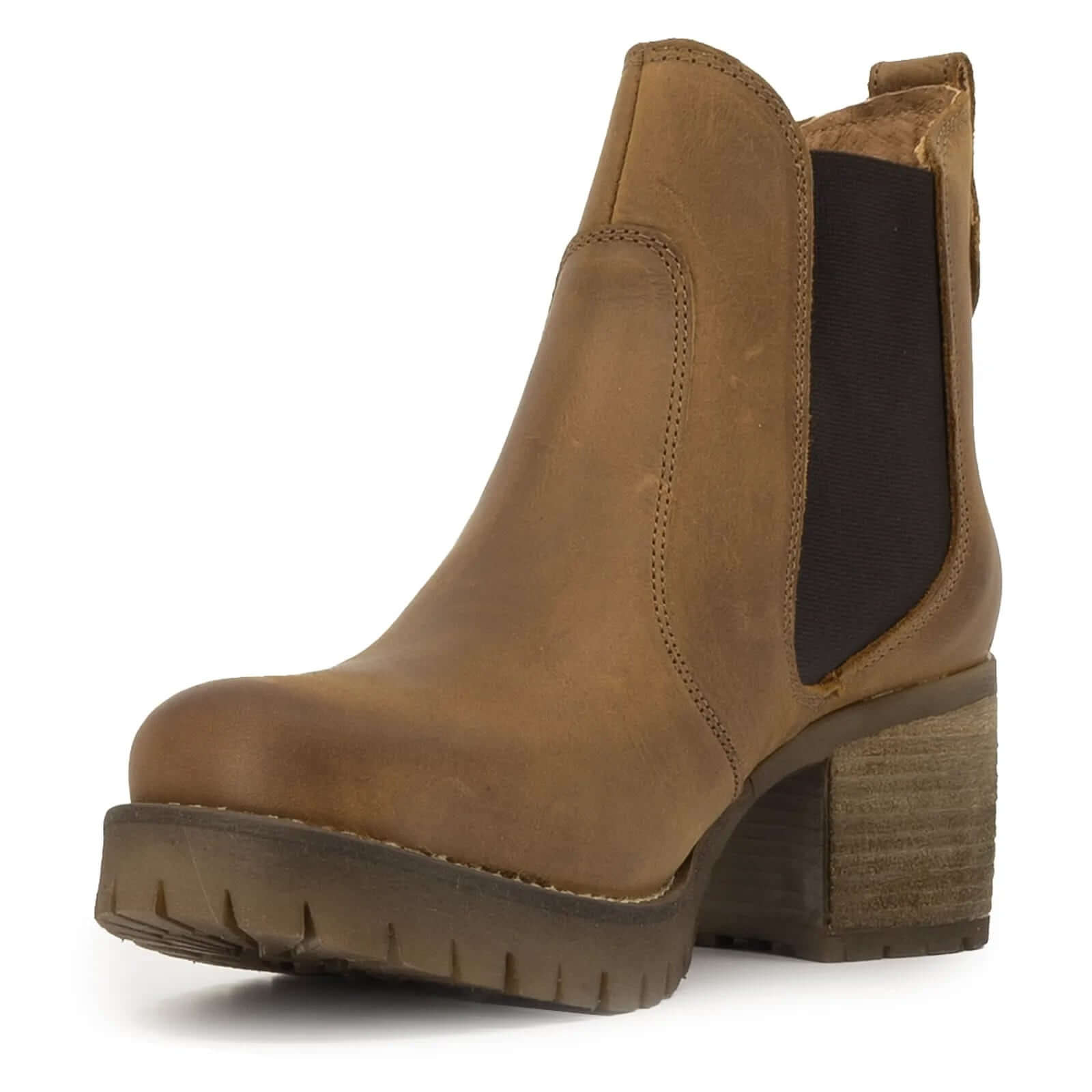 side view of cognac oak & hyde kensington 2 chelsea boots highlighting elastic gusset and leather upper