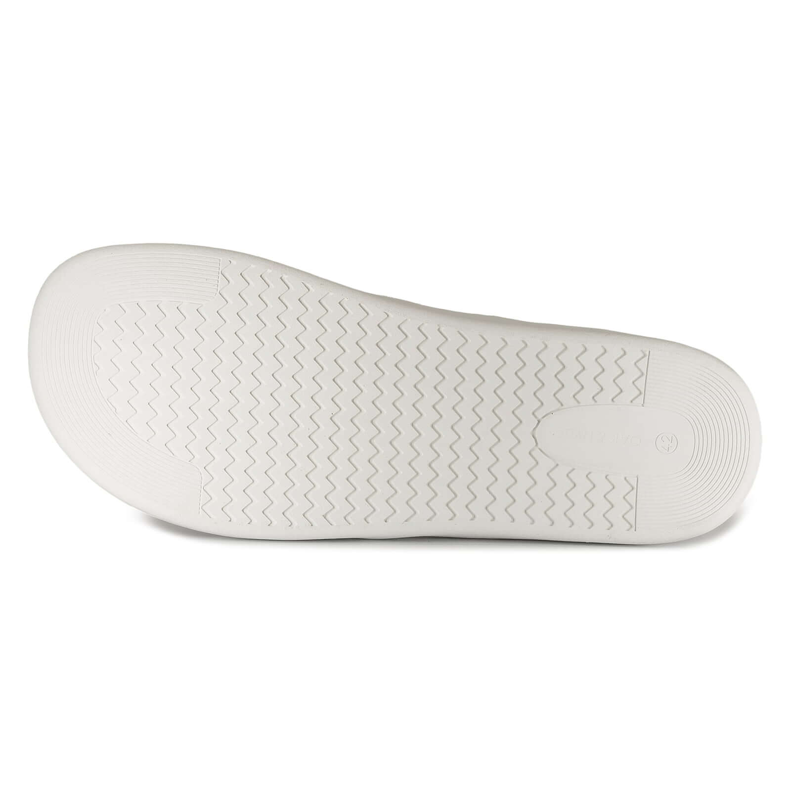 zero drop outsole of mens larch barefoot trainers showing tread pattern