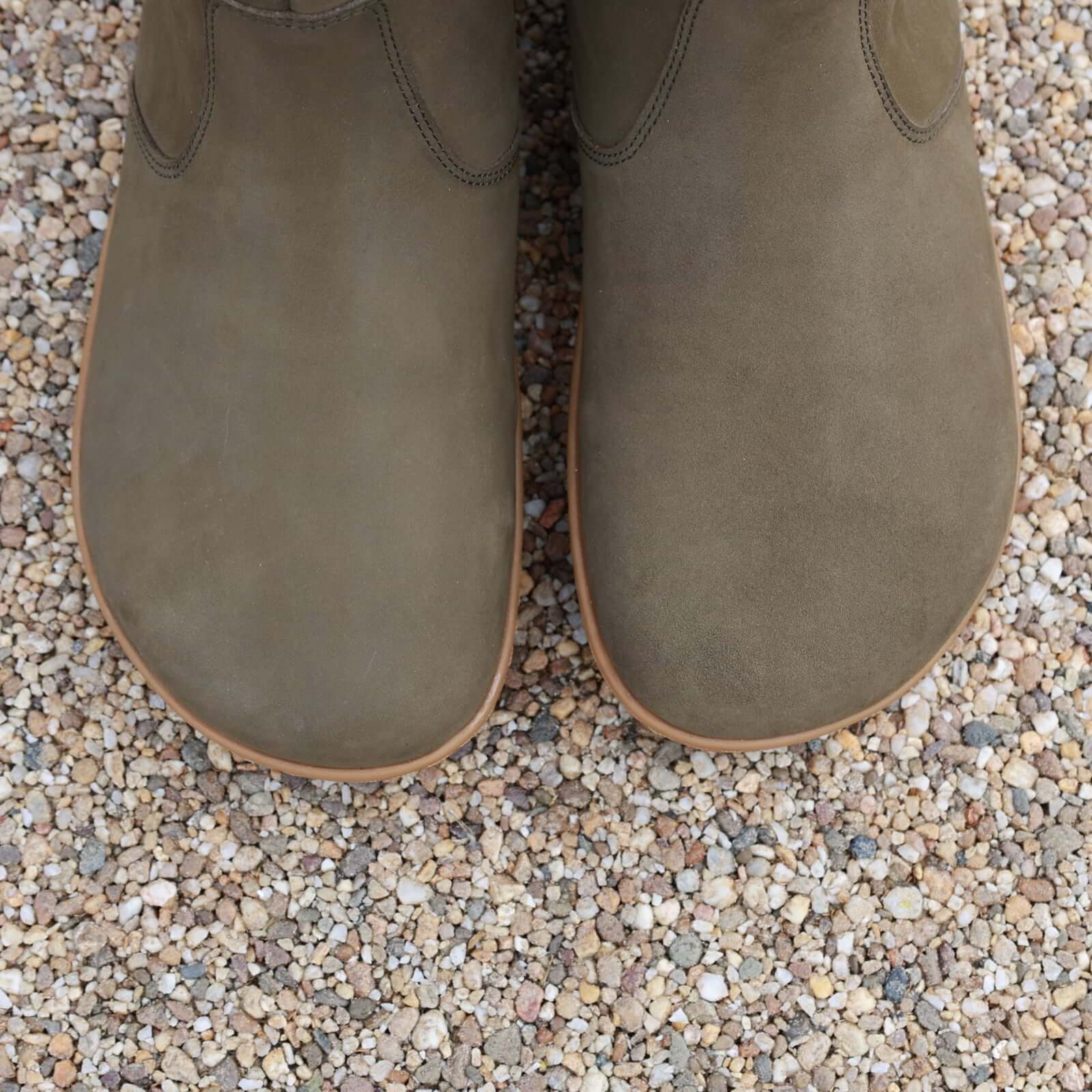 birds eye view of toe shape of willow zip barefoot chelsea boots in khaki