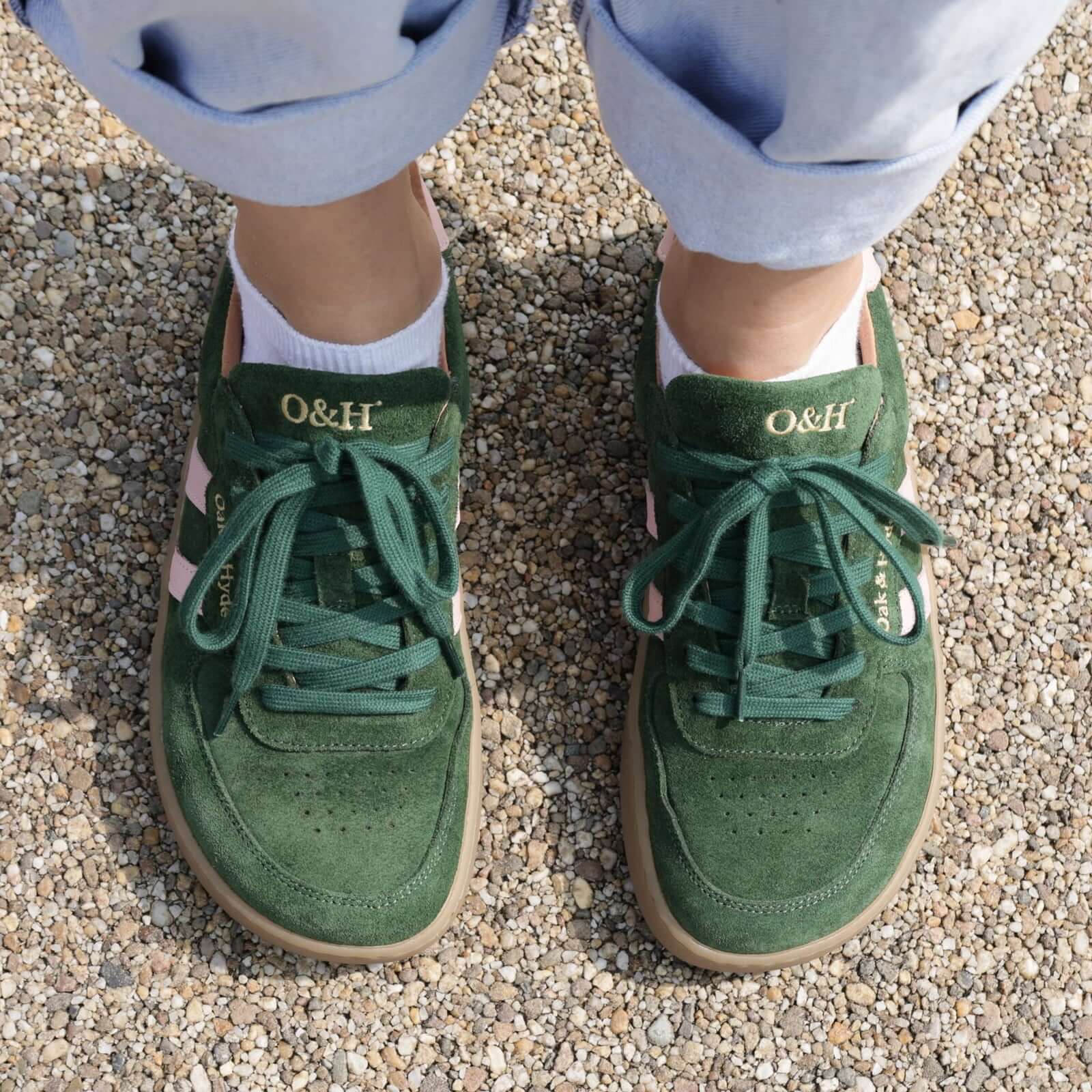 top down view of womens larch barefoot trainers in green pink showing toe shape