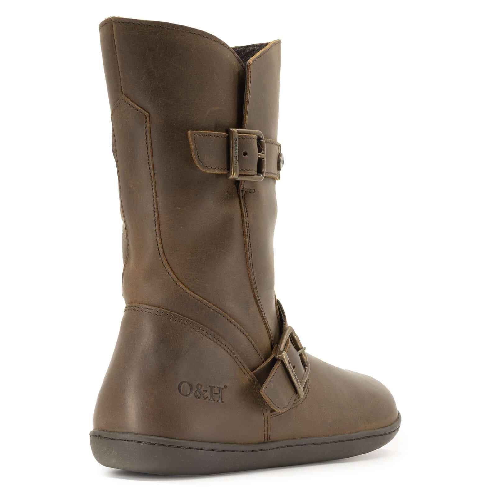 heel view of cedar demi barefoot boots in brown showing O&H branding details