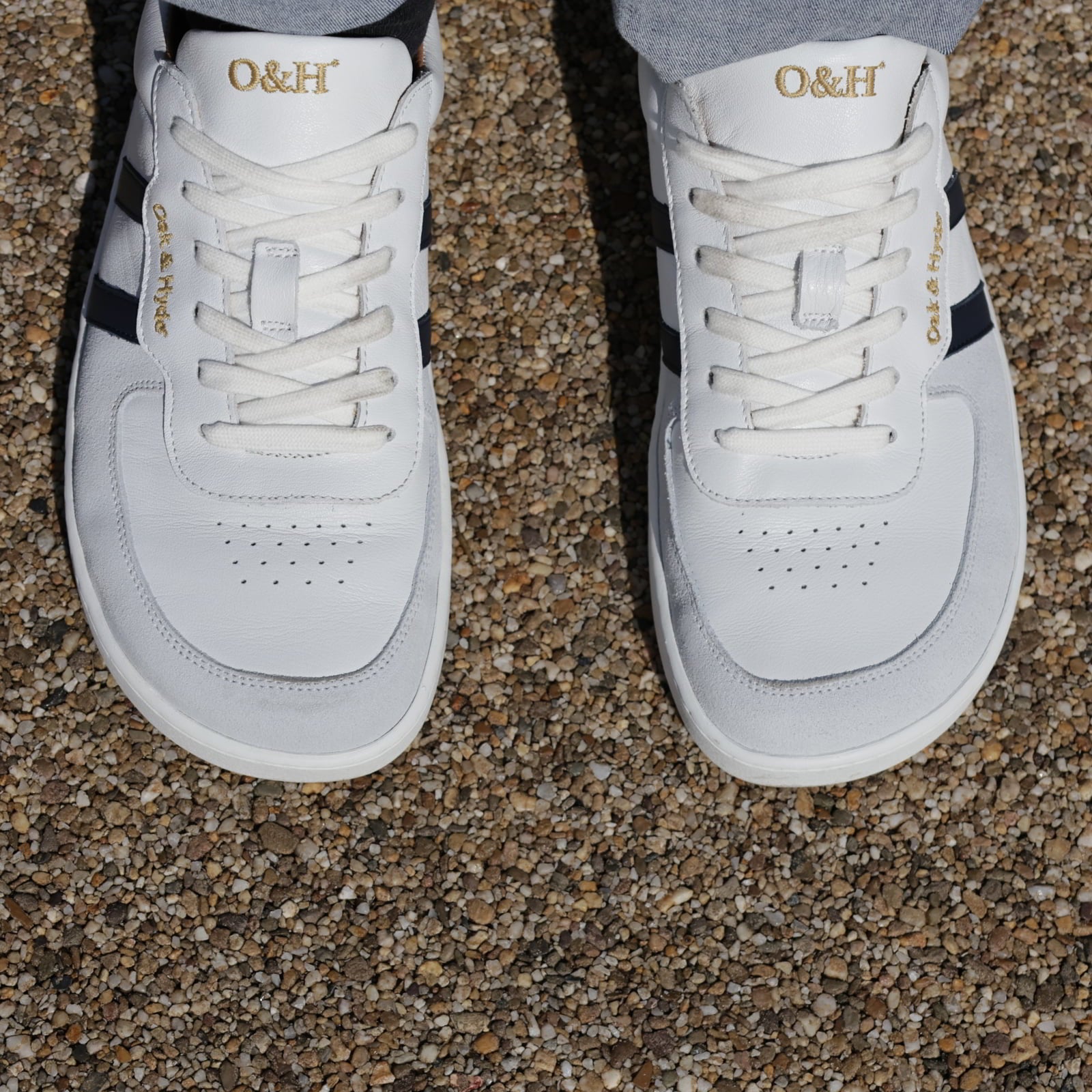 top down view of mens larch barefoot trainers in white navy showing toe box shape